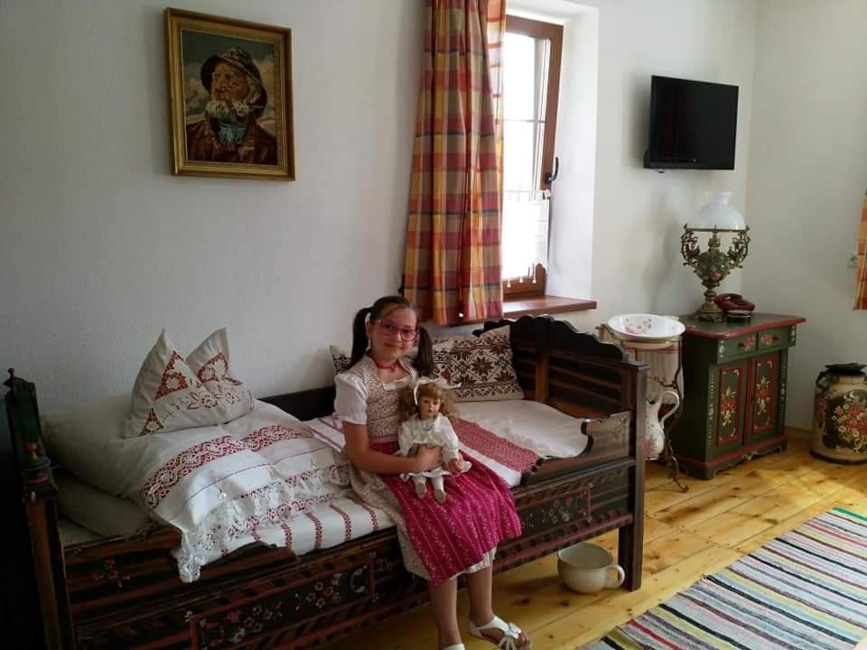 Hotel Retro Regina Bazna Esterno foto